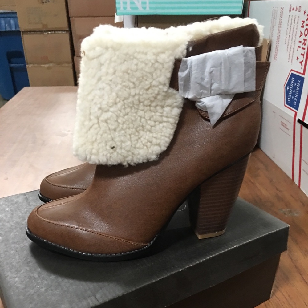 Elysee-05 Chunky heel Women's Booties